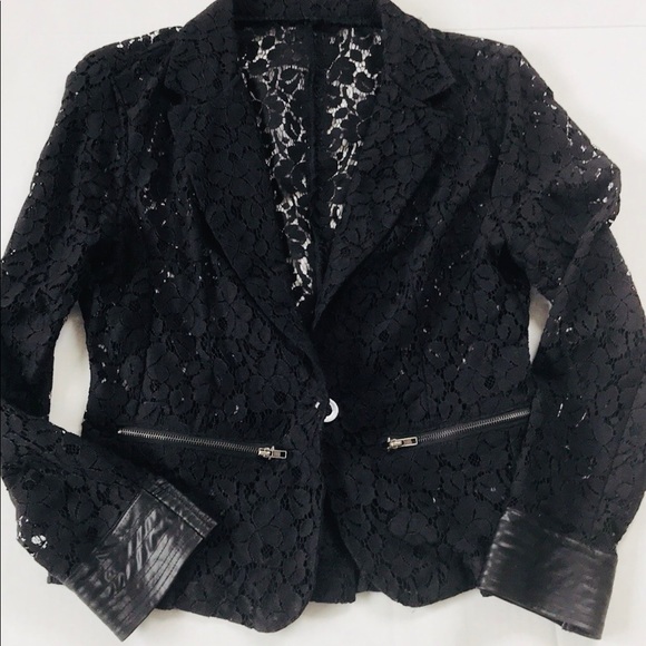 BLACK LACE JACKET - Picture 1 of 2
